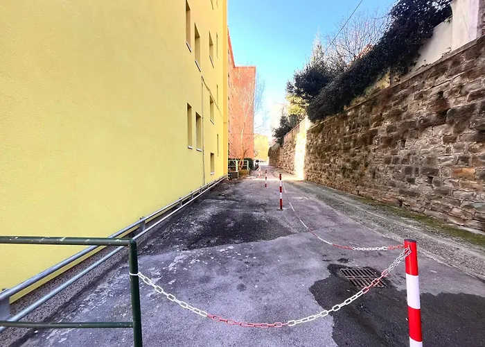 Il Dandy Con Parcheggio *